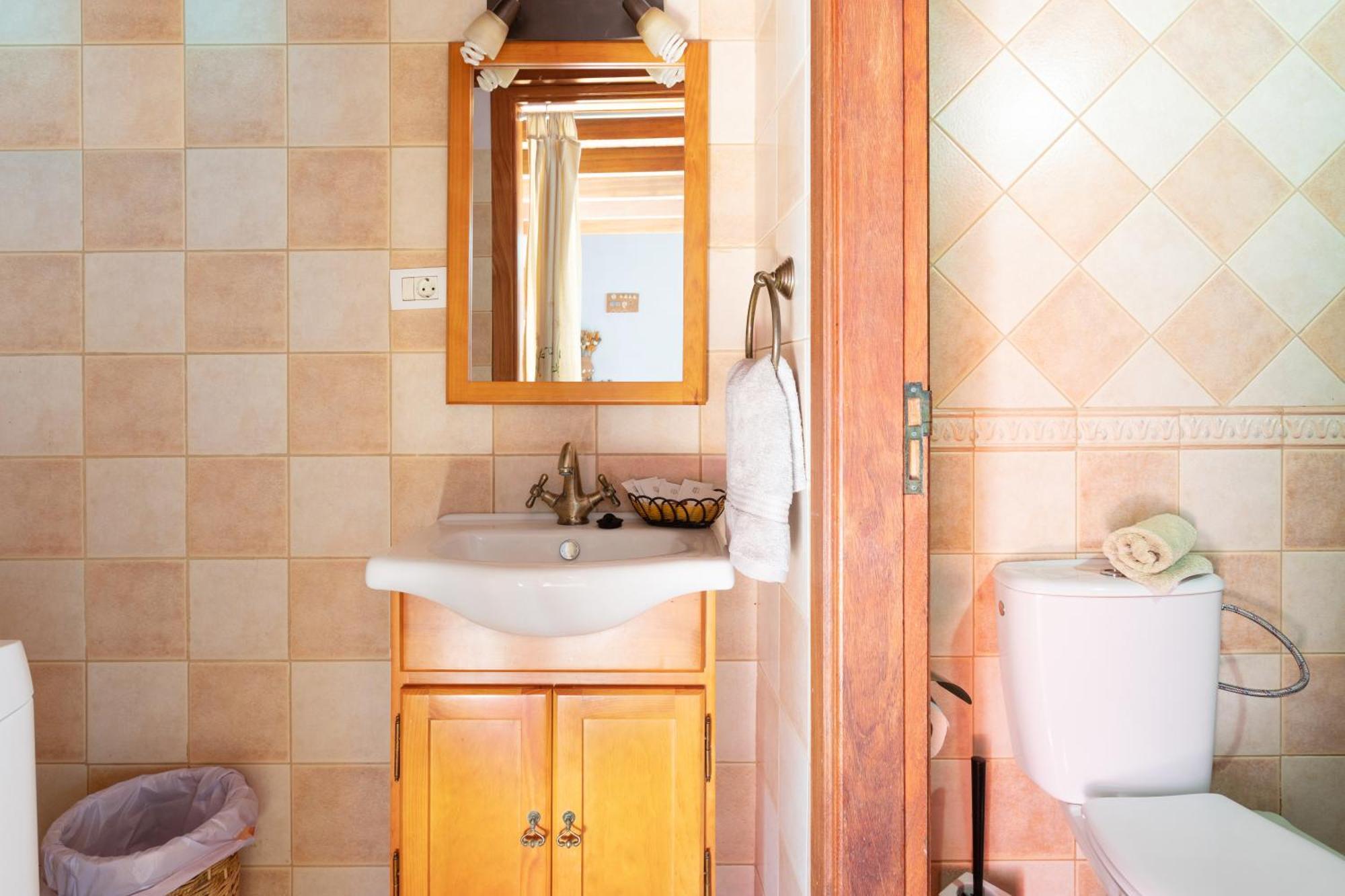 Stunning Rustic House El Pinar & Wifi Pensionat Eksteriør billede